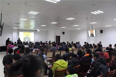 江洪波老師萊西國學(xué)講堂開講 深耕傳統(tǒng)文化，點(diǎn)亮現(xiàn)代教育智慧